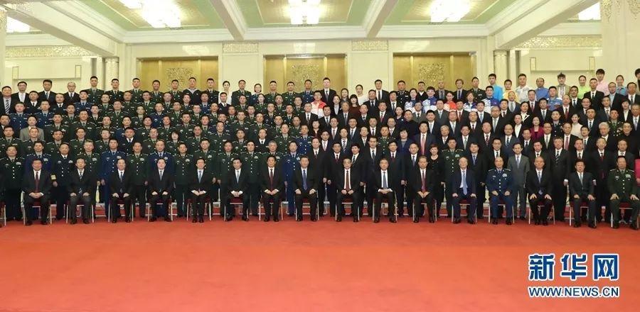 中华人民共和国成立70周年庆祝活动总结会议在京举行  习近平亲切会见庆祝活动筹办工作有关方面代表