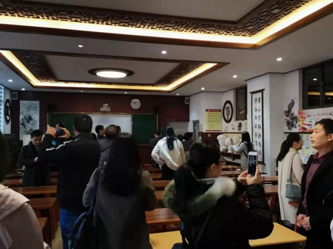 【工作简讯】江西省高安市中小学教师 莅临我校参观交流活动 【工作简讯】江西省高安市中小学教师 莅临我校参观交流活动
