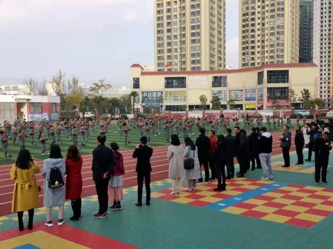【工作简讯】江西省高安市中小学教师 莅临我校参观交流活动 【工作简讯】江西省高安市中小学教师 莅临我校参观交流活动