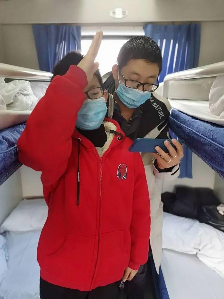 【线上学习分享】停课不停学 抗疫共成长——五华区外国语实验小学五年级线上学习小结 【线上学习分享】停课不停学 抗疫共成长——五华区外国语实验小学五年级线上学习小结