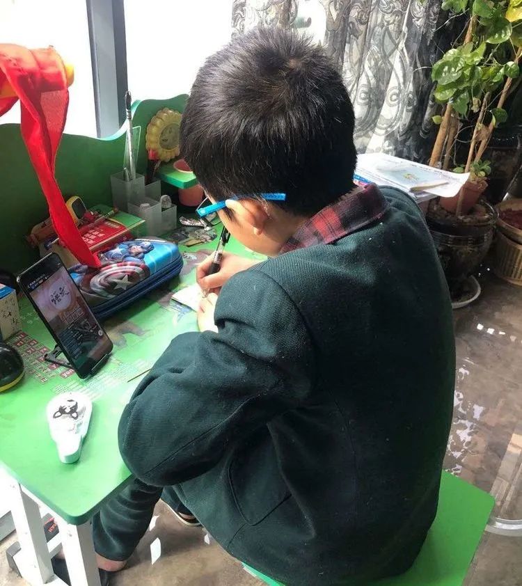 【线上学习分享】在线教学守岗位 扎根教育抗疫情 ——五华外小五年级线上教学小结