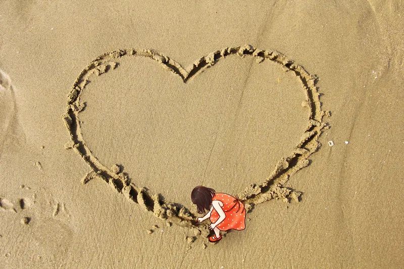 【教育在线】女儿不认真学习，被妈妈拖进大海“吓唬”？恐吓式教育，千万使不得！