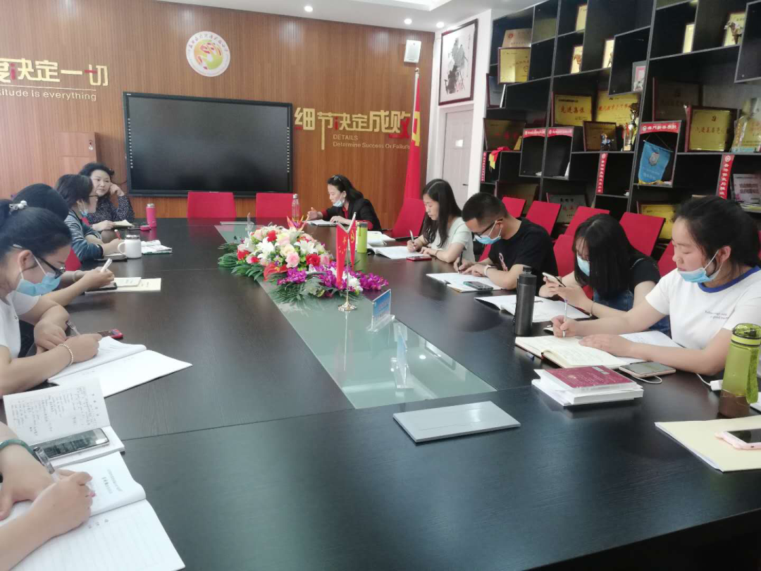 【英语教研简讯】扎根课堂，努力实践“新基础”——英语组第11周教研活动