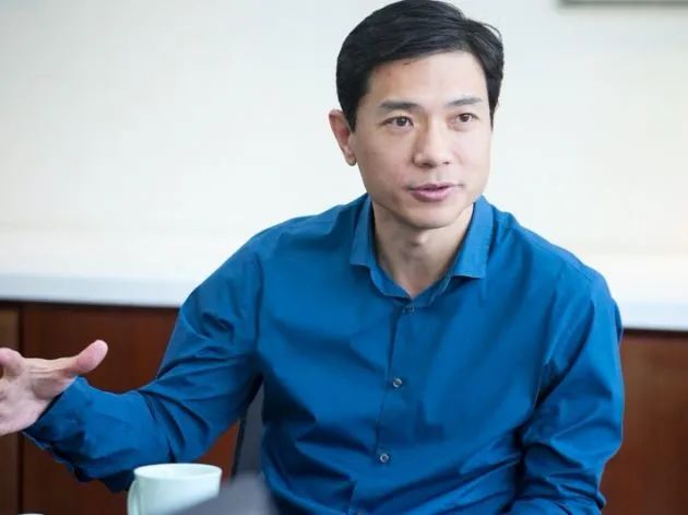 【亲子教育】李彦宏怎么做父亲？工作再忙也会努力回家吃饭