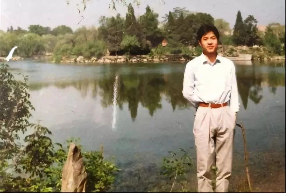 【亲子教育】李彦宏怎么做父亲？工作再忙也会努力回家吃饭
