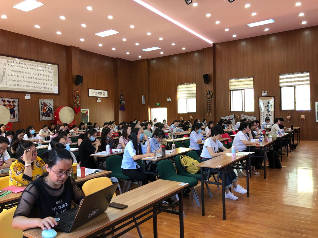 【生命·实践】“新基础之约”——华东师范大学新基础教育专家团队到我校调研 【生命·实践】“新基础之约”——华东师范大学新基础教育专家团队到我校调研