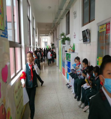 【生命·实践】五华区外国语实验小学三年级第2周工作简讯 【生命·实践】五华区外国语实验小学三年级第2周工作简讯