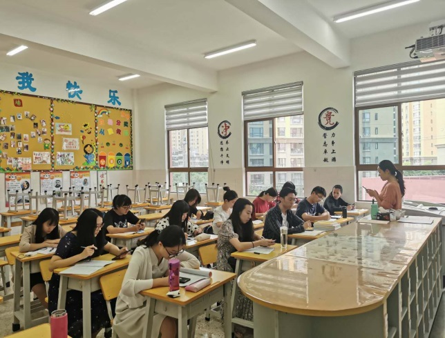 【教研简讯】感恩相遇 共同进步——2020年秋季学期二年级新学期工作会议 【教研简讯】感恩相遇 共同进步——2020年秋季学期二年级新学期工作会议