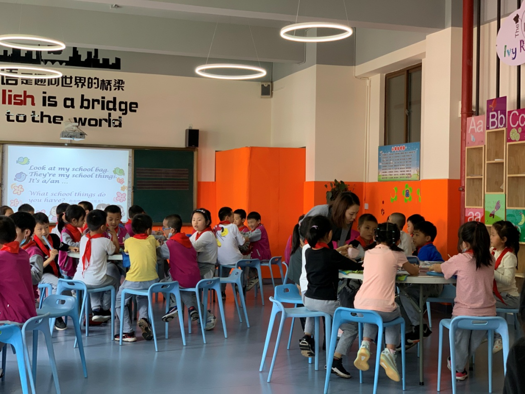 【生命·实践】五华区外国语实验小学英语组教研简讯