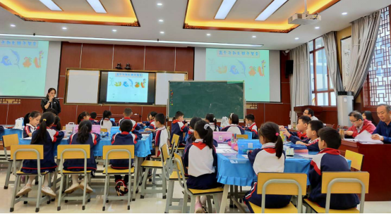 【生命·实践】“新基础教育”综合学科课堂教学研讨 美术学科 【生命·实践】“新基础教育”综合学科课堂教学研讨 美术学科