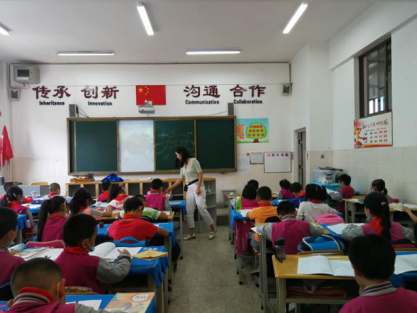 【生命·实践】五华区外国语实验小学三年级第2周工作简讯 【生命·实践】五华区外国语实验小学三年级第2周工作简讯