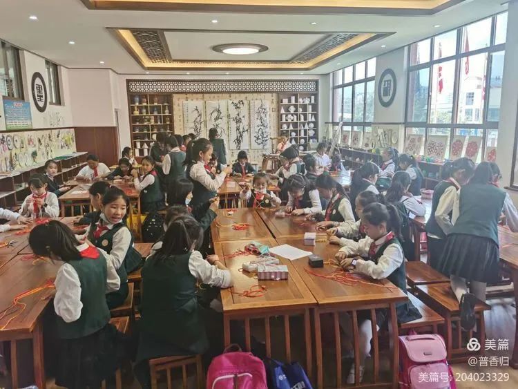 【校园简讯】推进课后服务 开启多彩课程 【校园简讯】推进课后服务 开启多彩课程