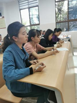【校园简讯】拥抱新时代 争做好队员——五华外小2020学年第七届少先队大队委换届竞选活动 【校园简讯】拥抱新时代 争做好队员——五华外小2020学年第七届少先队大队委换届竞选活动