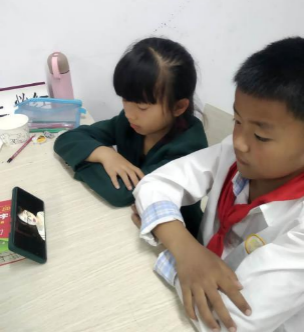 【校园简讯】领略大千世界 塑造良好品格 培养阅读习惯 提升阅读能力