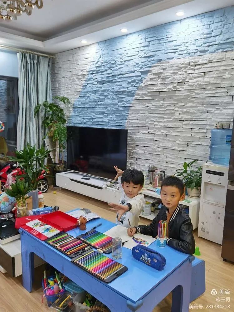 【假期玩伴团】阅读伴我成长 书香浸润童年 【假期玩伴团】阅读伴我成长 书香浸润童年