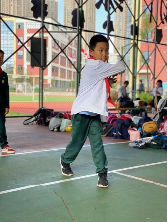 【校园简讯】五华区外国语实验小学课后服务——网球日记