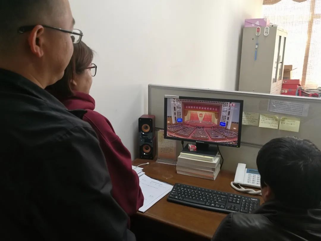 五华区科协组织党员干部收看全国脱贫攻坚总结表彰大会