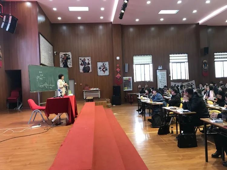 【生命·实践】善学善思 做幸福的新基础人——卜玉华教授一行到五华外小指导英语学科研讨活动 【生命·实践】善学善思 做幸福的新基础人——卜玉华教授一行到五华外小指导英语学科研讨活动