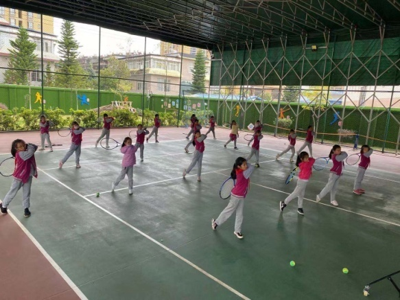 【校园简讯】五华区外国语实验小学课后服务——网球日记