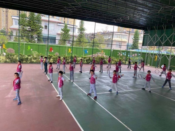 【校园简讯】五华区外国语实验小学课后服务——网球日记