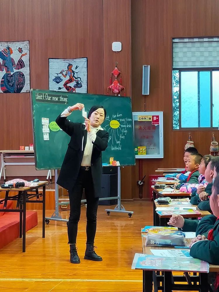 【生命·实践】善学善思 做幸福的新基础人——卜玉华教授一行到五华外小指导英语学科研讨活动 【生命·实践】善学善思 做幸福的新基础人——卜玉华教授一行到五华外小指导英语学科研讨活动