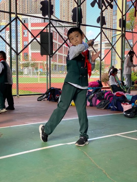 【校园简讯】五华区外国语实验小学课后服务——网球日记