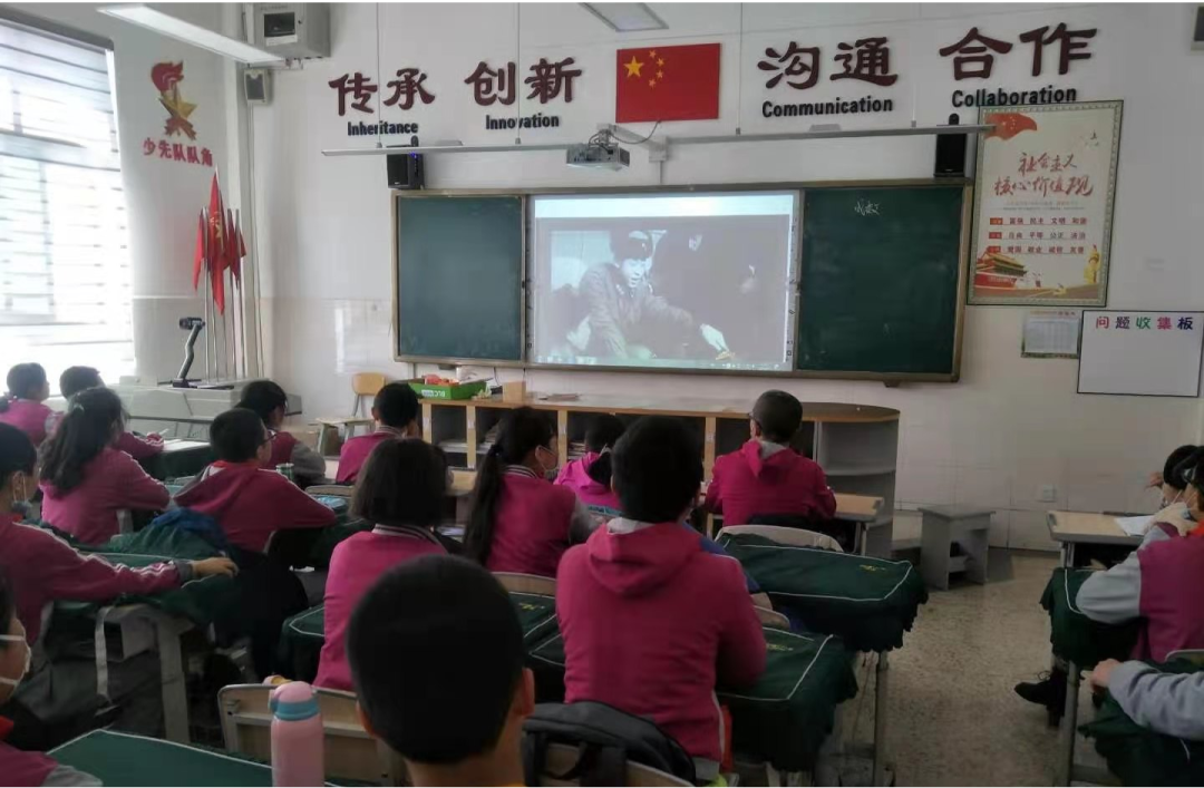 【校园简讯】弘扬雷锋精神 争当新时代好少年——五华外小“扣好人生第一粒扣子”校园志愿服务活动 【校园简讯】弘扬雷锋精神 争当新时代好少年——五华外小“扣好人生第一粒扣子”校园志愿服务活动
