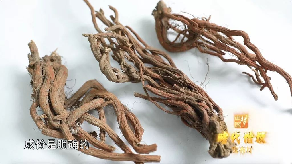 一名造福了2000万患者的医者走了,一个隐藏了25年的秘密被揭开后让人泪目… 一名造福了2000万患者的医者走了,一个隐藏了25年的秘密被揭开后让人泪目…