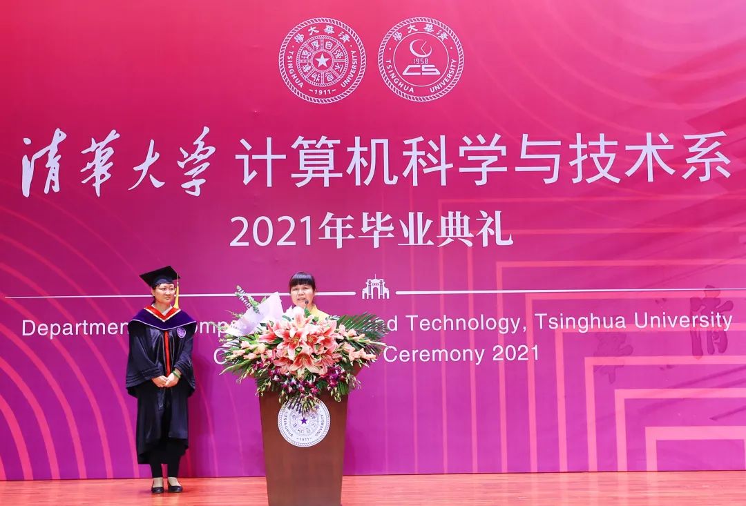 【亲子教育】轮椅上的清华博士毕业了，刷屏的还有她......