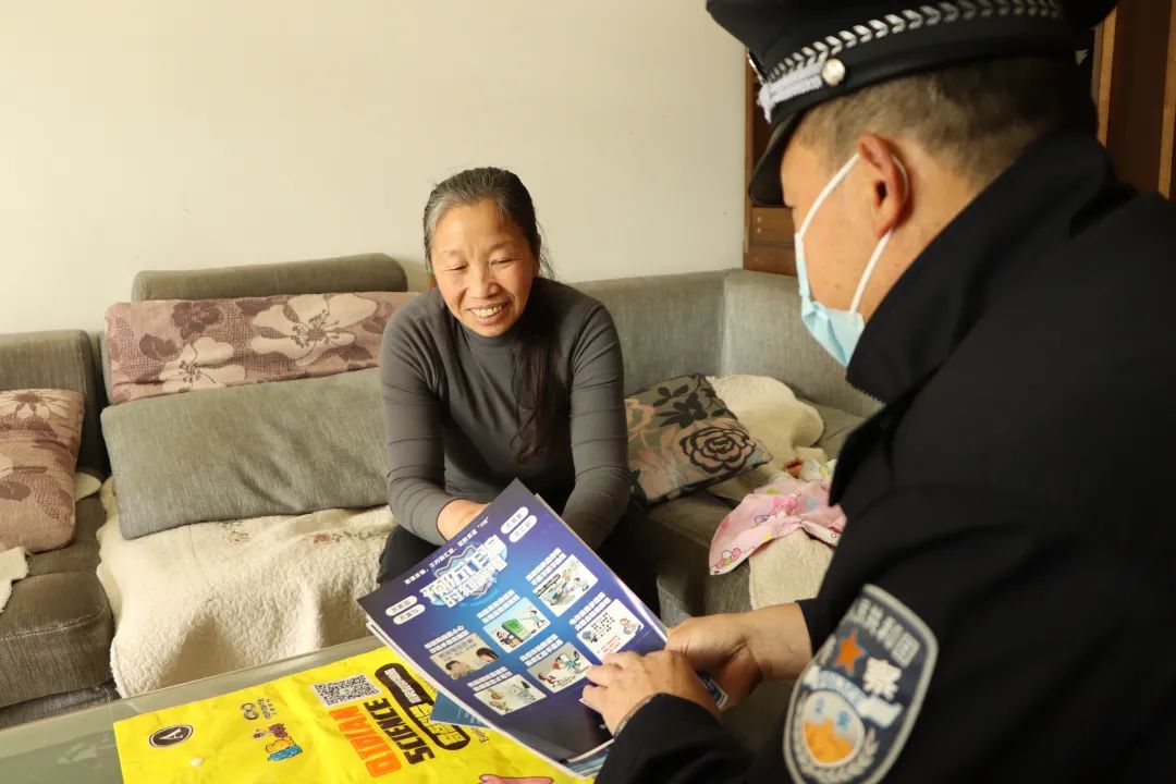 “当好排头兵”大讨论｜五华分局“三项措施”rn推动“当好排头兵”大讨论活动成效初现