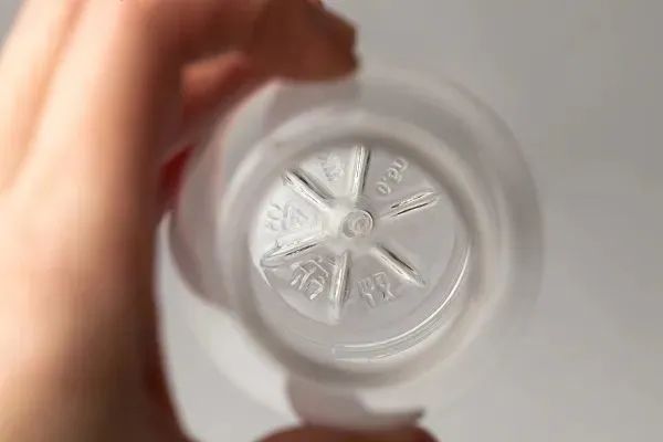 【科学辟谣】2023年7月“科学”流言榜:暴雨后自来水不能喝?脑袋越大越聪明? 【科学辟谣】2023年7月“科学”流言榜:暴雨后自来水不能喝?脑袋越大越聪明?