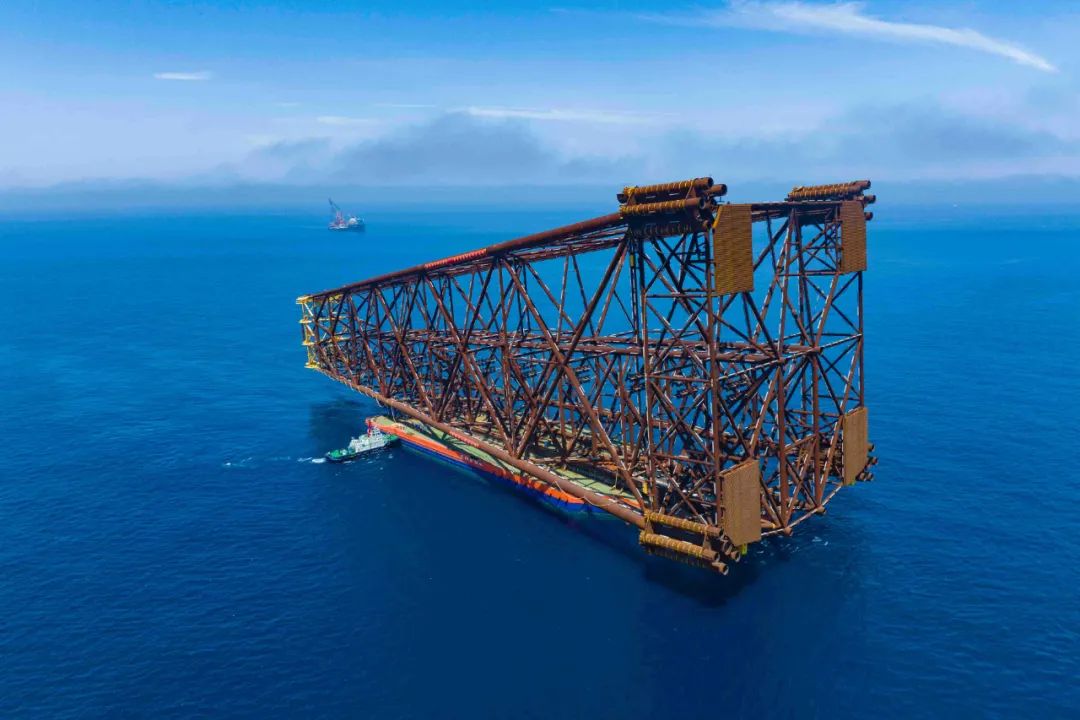 【热咨询】我国自主设计建造！精准就位，刷新纪录