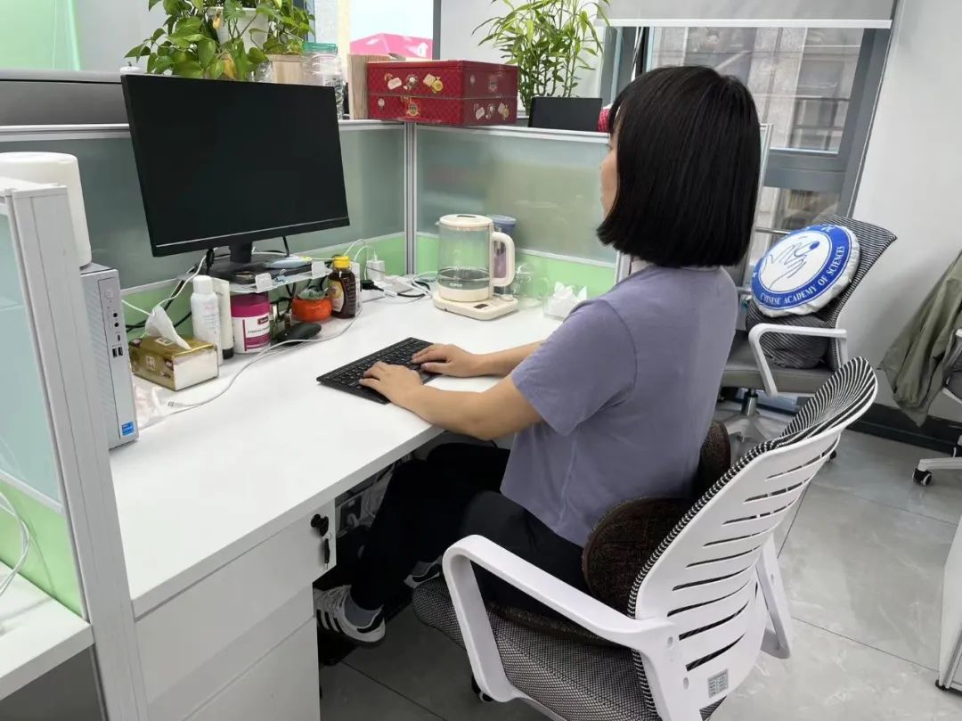 这个动作真的很伤身，但很多人天天都在做！解决方法→